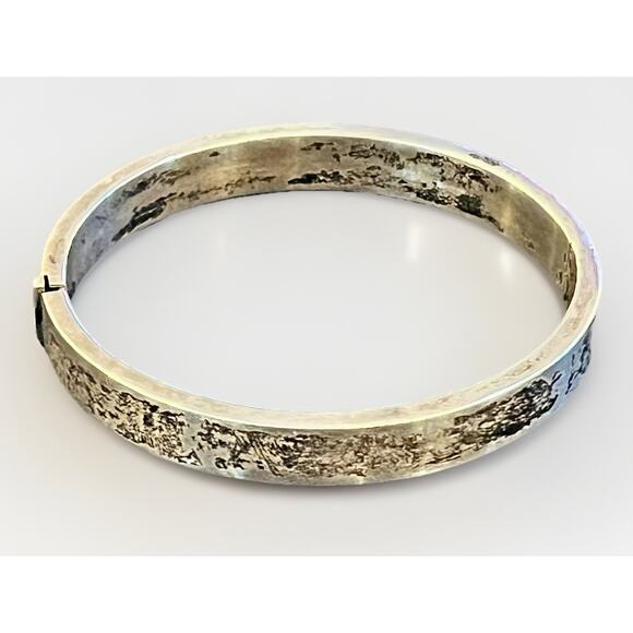 Vintage Southwestern Sterling Silver 9mm Wide Thick Hinged Bangle Bracelet 7” - Picture 1 of 15